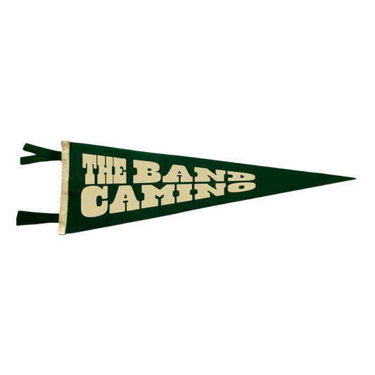 A green pennant with 'THE BAND CAMINO' written in white text.